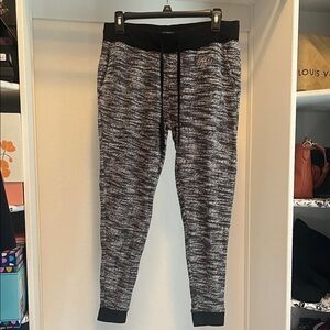 American Eagle Black & White Marled Jogger 100% cotton Pants Small Skinny Slouch